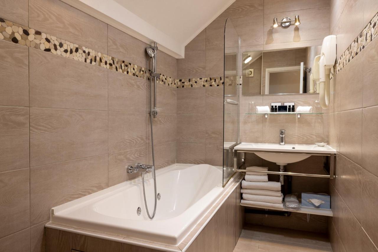 Relais Hotel Du Vieux Paris Luaran gambar