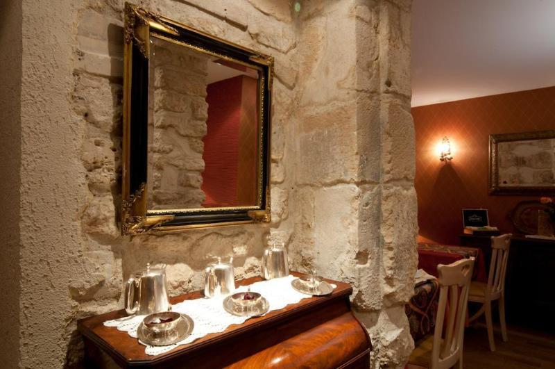 Relais Hotel Du Vieux Paris Luaran gambar