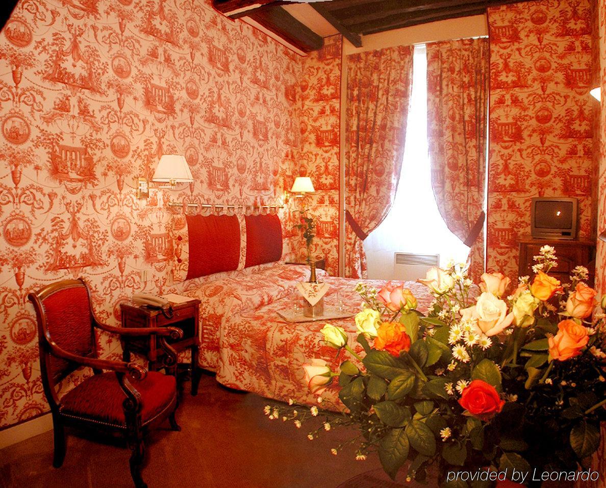 Relais Hotel Du Vieux Paris Bilik gambar